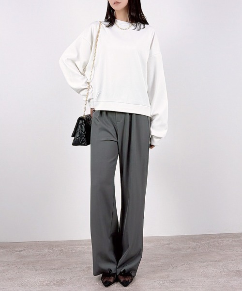 CLOTHY(クロシィ)の「【Allシーズン使えるなめらか軽量素材♪】スウェットトップス(セットアップ可)(スウェット・レディース・ライトグレー/オフホワイト/グレー/ブラック・LARGE/MEDIUM)」の11枚目の写真