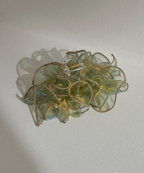 GOLDY(ゴールディ)の「ラッフル シアー バンス クリップ(バレッタ/ヘアクリップ・レディース・ブルー/グレー/ブラック/ピンク・FREE)」の6枚目の写真