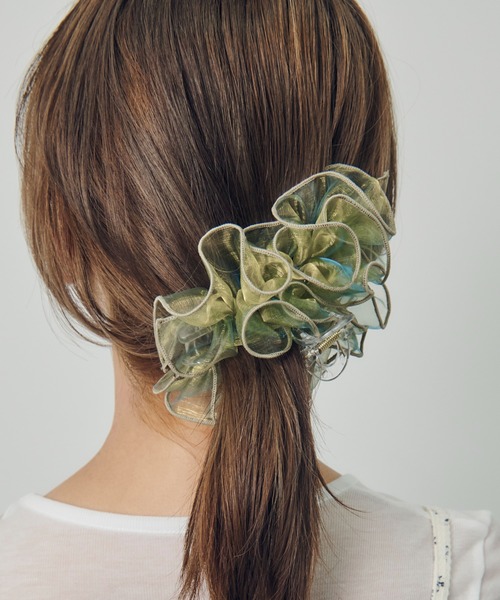 GOLDY(ゴールディ)の「ラッフル シアー バンス クリップ(バレッタ/ヘアクリップ・レディース・ブルー/グレー/ブラック/ピンク・FREE)」の12枚目の写真