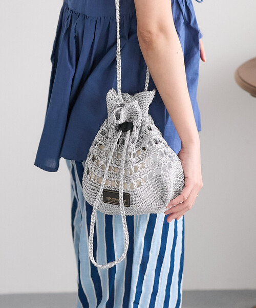 FREAK'S STORE（フリークスストア）の「THEATRE PRODUCTS × FREAK'S STORE/シアタープロダクツ 別注ラメ メッシュ ショルダーバッグ/巾着バッグ（ショルダーバッグ・レディース・シルバー/グリーン/ゴールド/ブラウン・ONE SIZE）」の11枚目の写真