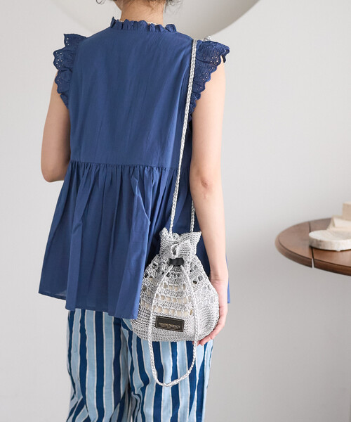 FREAK'S STORE（フリークスストア）の「THEATRE PRODUCTS × FREAK'S STORE/シアタープロダクツ 別注ラメ メッシュ ショルダーバッグ/巾着バッグ（ショルダーバッグ・レディース・シルバー/グリーン/ゴールド/ブラウン・ONE SIZE）」の12枚目の写真