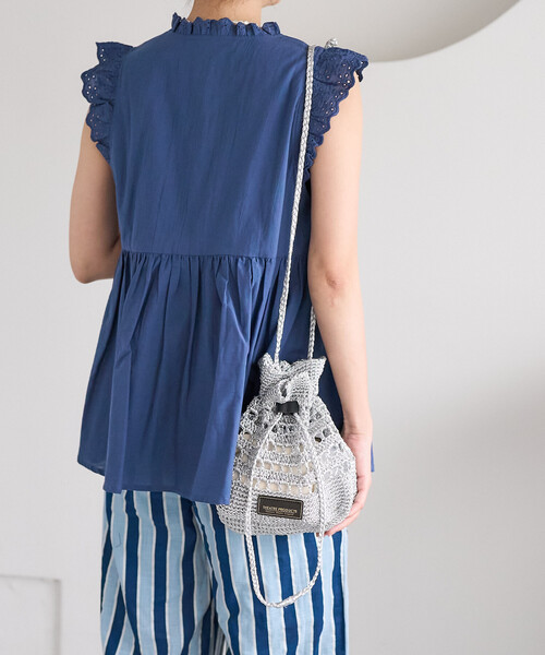 FREAK'S STORE（フリークスストア）の「THEATRE PRODUCTS × FREAK'S STORE/シアタープロダクツ 別注ラメ メッシュ ショルダーバッグ/巾着バッグ（ショルダーバッグ・レディース・シルバー/グリーン/ゴールド/ブラウン・ONE SIZE）」の13枚目の写真