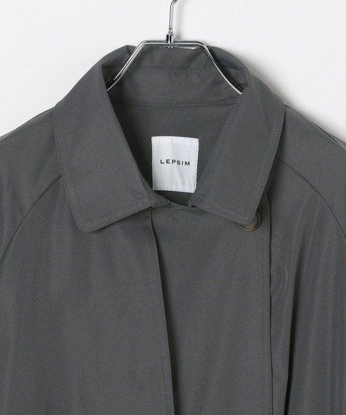 LEPSIM（レプシィム）の「ハーフトレンチコート　634142（トレンチコート・レディース・ライトベージュ/チャコールグレー・FREE）」の13枚目の写真