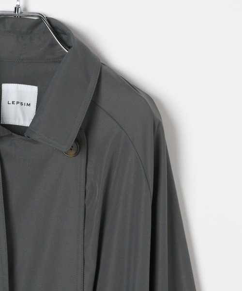 LEPSIM（レプシィム）の「ハーフトレンチコート　634142（トレンチコート・レディース・ライトベージュ/チャコールグレー・FREE）」の14枚目の写真