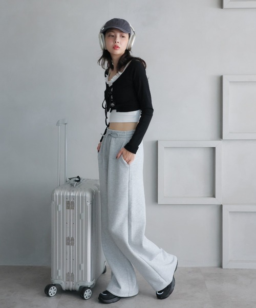 VIVIAN(ヴィヴィアン)の「エアー底レースアップスニーカー(スニーカー・レディース・ベージュ/ブラック・25/24/23)」の7枚目の写真