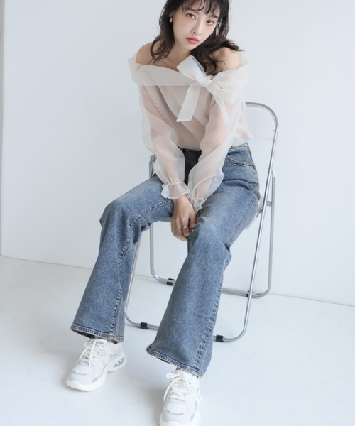 VIVIAN(ヴィヴィアン)の「エアー底レースアップスニーカー(スニーカー・レディース・ベージュ/ブラック・25/24/23)」の13枚目の写真