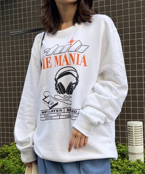 spiritoso(スピリトーゾ)の「CLUBTHEMANIAヘッドフォンプリント裏毛トレーナー(スウェット・レディース・ホワイト/ブラック/杢グレー・FREE)」の5枚目の写真