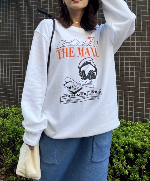 spiritoso(スピリトーゾ)の「CLUBTHEMANIAヘッドフォンプリント裏毛トレーナー(スウェット・レディース・ホワイト/ブラック/杢グレー・FREE)」の6枚目の写真