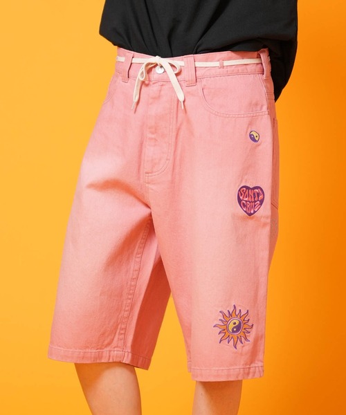 SANTA CRUZ(サンタクルーズ)の「SANTA CRUZ/サンタクルーズ デニムハーフパンツ レディース HEARTFUL DENIM SHORTS ムラサキ限定 502262531(その他パンツ・レディース・ピンク/インディゴブルー・L/M)」の1枚目の写真