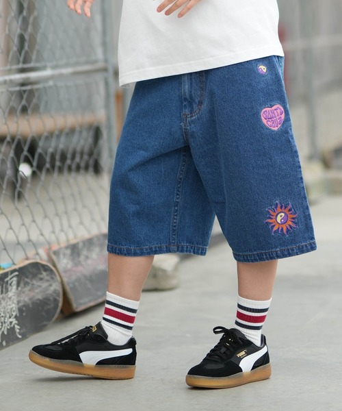 SANTA CRUZ(サンタクルーズ)の「SANTA CRUZ/サンタクルーズ デニムハーフパンツ レディース HEARTFUL DENIM SHORTS ムラサキ限定 502262531(その他パンツ・レディース・ピンク/インディゴブルー・L/M)」の3枚目の写真
