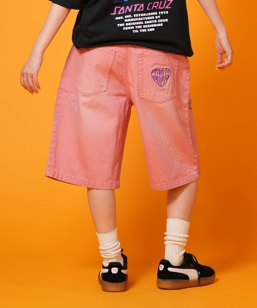 SANTA CRUZ(サンタクルーズ)の「SANTA CRUZ/サンタクルーズ デニムハーフパンツ レディース HEARTFUL DENIM SHORTS ムラサキ限定 502262531(その他パンツ・レディース・ピンク/インディゴブルー・L/M)」の12枚目の写真