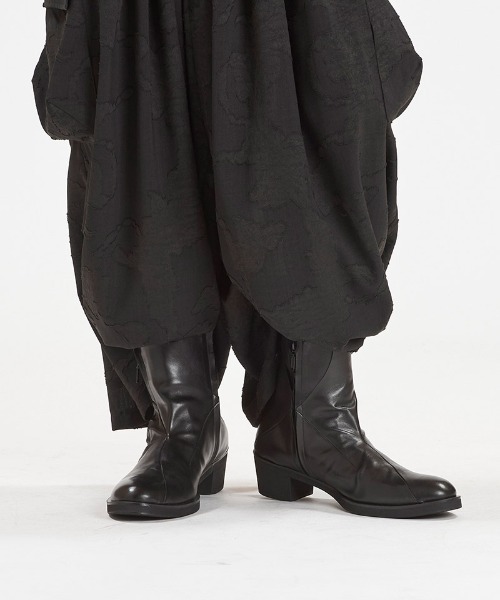 NO ID.(ノーアイディ)の「mko13388-レイヤードヒールブーツ(858208-407F)(ブーツ・メンズ・ブラック・44/42/40)」の7枚目の写真