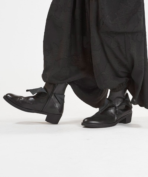 NO ID.(ノーアイディ)の「mko13388-レイヤードヒールブーツ(858208-407F)(ブーツ・メンズ・ブラック・44/42/40)」の8枚目の写真