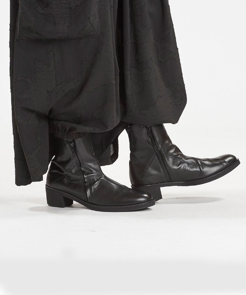 NO ID.(ノーアイディ)の「mko13388-レイヤードヒールブーツ(858208-407F)(ブーツ・メンズ・ブラック・44/42/40)」の9枚目の写真