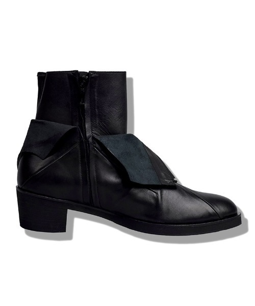 NO ID.(ノーアイディ)の「mko13388-レイヤードヒールブーツ(858208-407F)(ブーツ・メンズ・ブラック・44/42/40)」の18枚目の写真