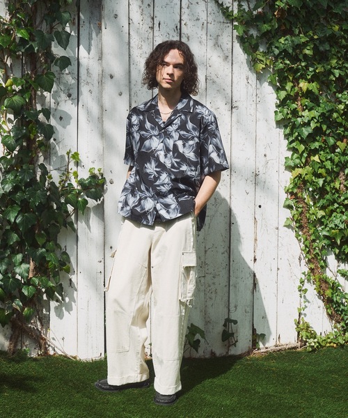 CASPER JOHN(キャスパージョン)の「Flower pattern compact shirts/フラワーパターンコンパクトシャツ(シャツ/ブラウス・メンズ・グリーン/アイボリー/カーキ/ホワイト/ネイビー/ブラック・X-SMALL/SMALL/MEDIUM/LARGE)」の8枚目の写真