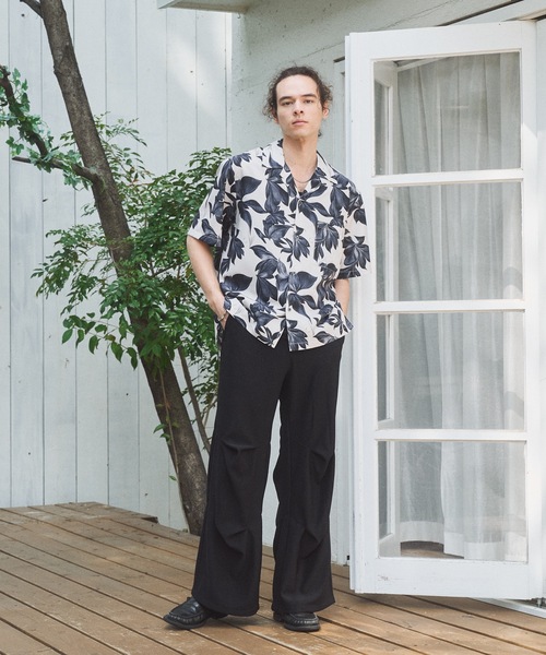 CASPER JOHN(キャスパージョン)の「Flower pattern compact shirts/フラワーパターンコンパクトシャツ(シャツ/ブラウス・メンズ・グリーン/アイボリー/カーキ/ホワイト/ネイビー/ブラック・X-SMALL/SMALL/MEDIUM/LARGE)」の10枚目の写真
