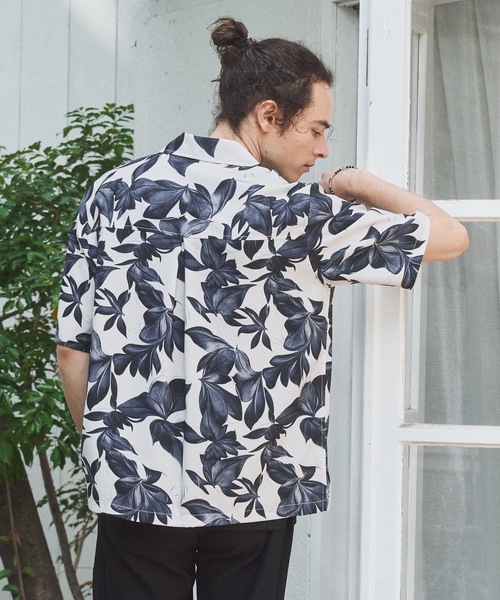CASPER JOHN(キャスパージョン)の「Flower pattern compact shirts/フラワーパターンコンパクトシャツ(シャツ/ブラウス・メンズ・グリーン/アイボリー/カーキ/ホワイト/ネイビー/ブラック・X-SMALL/SMALL/MEDIUM/LARGE)」の9枚目の写真