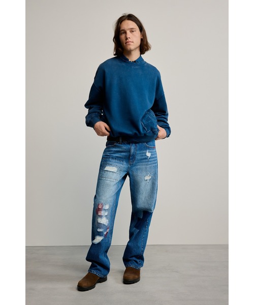 Desigual(デシグアル)の「ウォッシュ加工 ナンバリング クルーネック スウェット(スウェット・メンズ・ブルー・S/M/L/XL)」の5枚目の写真