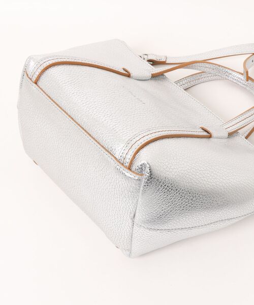 inter-chaussures(インターショシュール)の「【RIPANI】クラッシーミニ2WAYバッグ(Q66409)(ハンドバッグ・レディース・シルバー・ALL)」の3枚目の写真