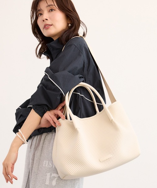 BARNYARDSTORM（バンヤードストーム）の「BARNYARDSTORM / パンチングビックトート（トートバッグ・レディース・ライトグレー/ホワイト系その他/ブラック・FREE）」の8枚目の写真