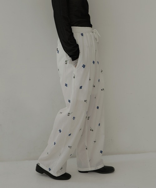 hellam（へラム）の「配色刺繍イージーパンツ（その他パンツ・レディース・ブラック/ホワイト・FREE）」の18枚目の写真