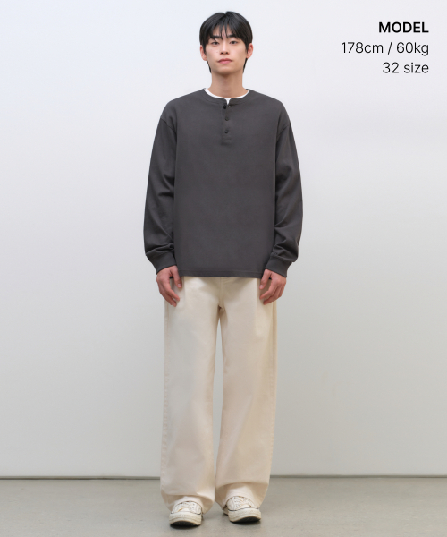 MUSINSA STANDARD（ムシンサスタンダード）の「ワンタックワイドデニムパンツ [クリーム]（デニムパンツ・メンズ・その他・26/27/28/29/30/31/32/33/34/36/38/40/42）」の2枚目の写真