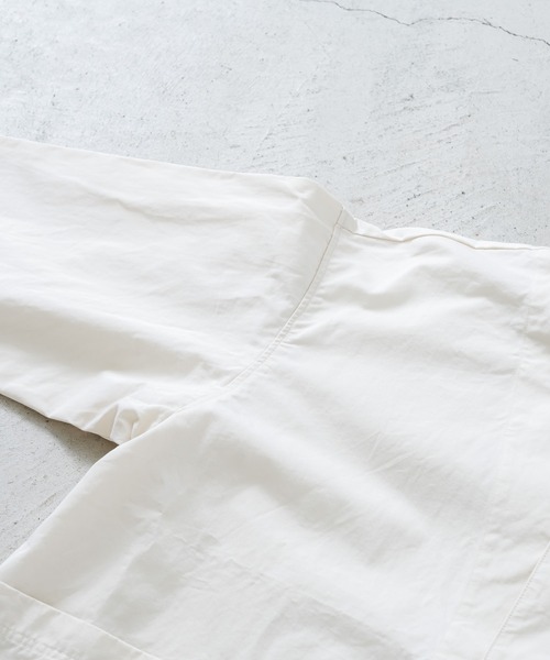 quadro(クオドロ)の「C/L高密度ツイルカバージャケット(カバーオール・メンズ・ブラック/キナリ・MEDIUM)」の8枚目の写真