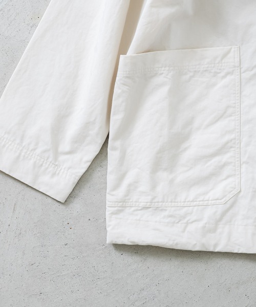 quadro(クオドロ)の「C/L高密度ツイルカバージャケット(カバーオール・メンズ・ブラック/キナリ・MEDIUM)」の10枚目の写真