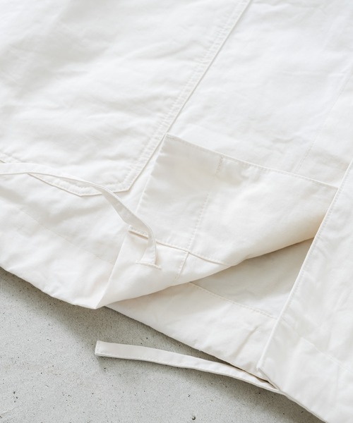 quadro(クオドロ)の「C/L高密度ツイルカバージャケット(カバーオール・メンズ・ブラック/キナリ・MEDIUM)」の11枚目の写真