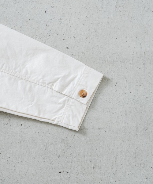 quadro(クオドロ)の「C/L高密度ツイルカバージャケット(カバーオール・メンズ・ブラック/キナリ・MEDIUM)」の13枚目の写真