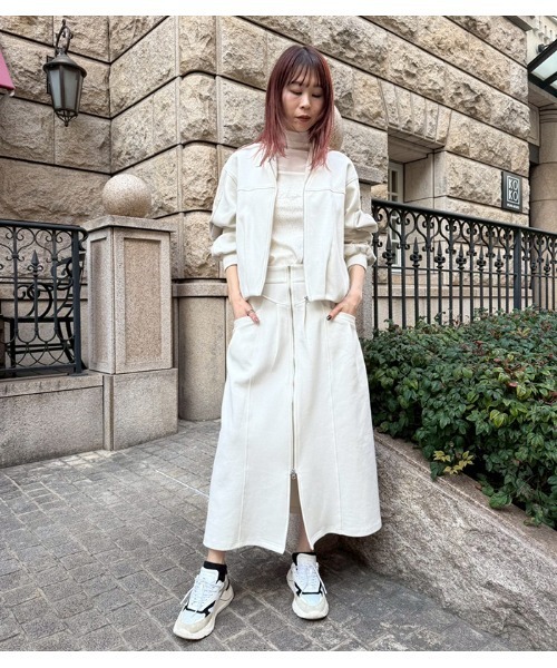 LUGIVA（ルギヴァ）の「【LUGIVA/ルギバ】チュールレイヤードスリーブジップアップブルゾン（ブルゾン・レディース・オフホワイト/ブラック・FREE）」の3枚目の写真