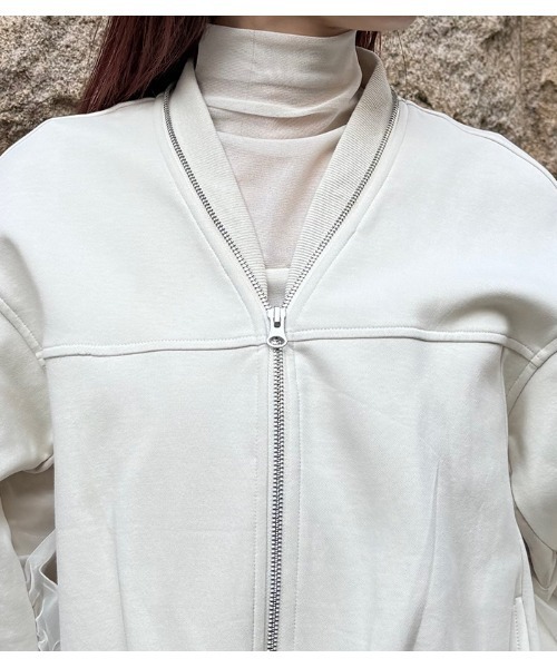 LUGIVA（ルギヴァ）の「【LUGIVA/ルギバ】チュールレイヤードスリーブジップアップブルゾン（ブルゾン・レディース・オフホワイト/ブラック・FREE）」の10枚目の写真