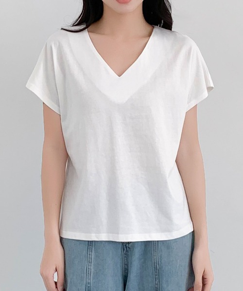 LOWO(ロワ)の「コットンVネックシームレスTシャツ 半袖(Tシャツ/カットソー・レディース・カーキ/ホワイト/チャコールグレー/ブラック・FREE)」の9枚目の写真