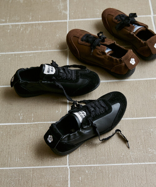 MARY QUANT(マリークワント)の「MARY QUANT × PUBLUX/マリークワント フェイクスエード ギャザー スニーカー 限定展開(スニーカー・レディース・ブラウン/ブラック・23/23.5/24/24.5)」の6枚目の写真