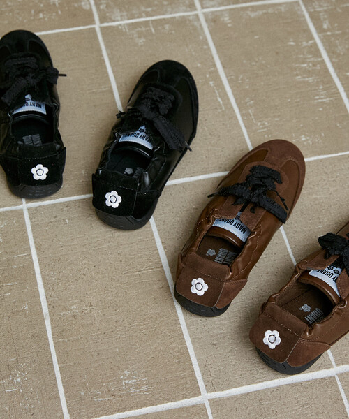 MARY QUANT(マリークワント)の「MARY QUANT × PUBLUX/マリークワント フェイクスエード ギャザー スニーカー 限定展開(スニーカー・レディース・ブラウン/ブラック・23/23.5/24/24.5)」の7枚目の写真