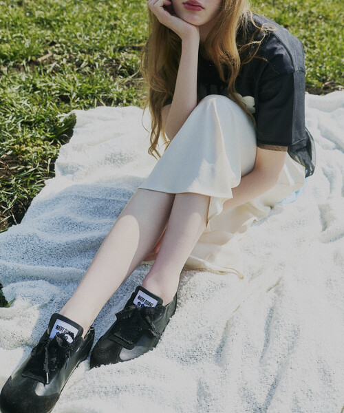 MARY QUANT(マリークワント)の「MARY QUANT × PUBLUX/マリークワント フェイクスエード ギャザー スニーカー 限定展開(スニーカー・レディース・ブラウン/ブラック・23/23.5/24/24.5)」の21枚目の写真