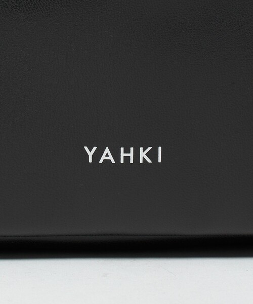 YAHKI（ヤーキ）の「＜YAHKI＞レザーライク ソフト クロス ビッグ ショルダーバッグ（ショルダーバッグ・レディース・ブラック/ライトブルー・FREE）」の16枚目の写真