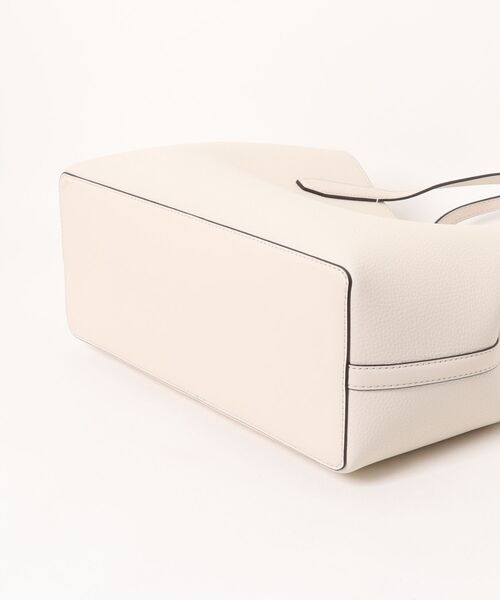 MICHAEL KORS(マイケルコース)の「AVALON MD CONV TOTE Tote(トートバッグ・レディース・ベージュ系・FREE)」の3枚目の写真