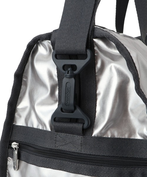 LeSportsac(レスポートサック)の「【LeSportsac for ADAM ET ROPE'】Exclusive Deluxe LG Weekender(ボストンバッグ・レディース・シルバー・FREE)」の18枚目の写真