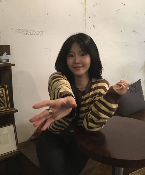 AMESWORLDWIDE(アメスワールドワイド)の「STRIPE ROUND NECK CARDIGAN YELLOW(カーディガン/ボレロ・レディース・その他・FREE)」の10枚目の写真