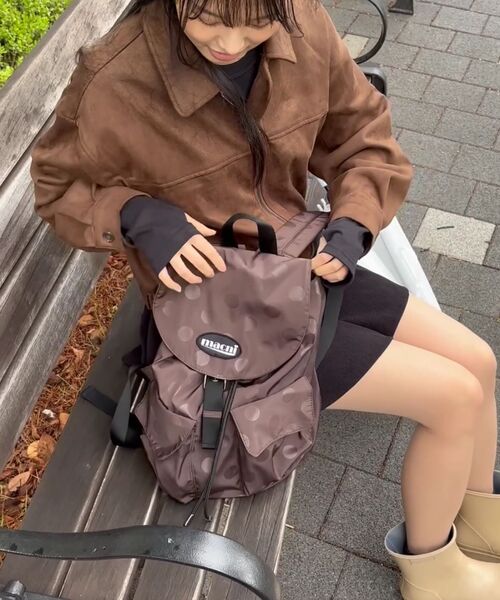 MACNI(マクニ)の「POLKA DOT FLAP BACKPACK BROWN(バックパック/リュック・レディース・ブラウン・FREE)」の8枚目の写真