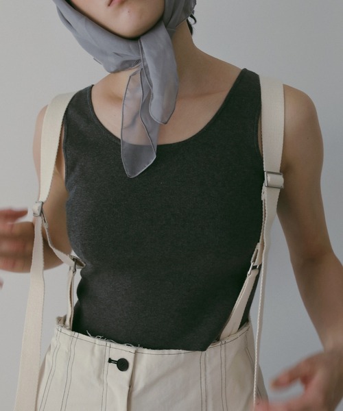 anuke(アンヌーク)の「Short Knit Tanktop(タンクトップ・レディース・ライトグリーン/レッド/チャコールグレー/ブラック・FREE)」の2枚目の写真
