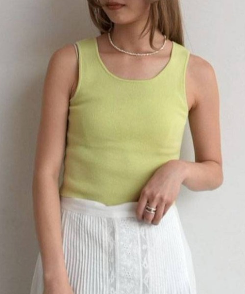 anuke(アンヌーク)の「Short Knit Tanktop(タンクトップ・レディース・ライトグリーン/レッド/チャコールグレー/ブラック・FREE)」の3枚目の写真