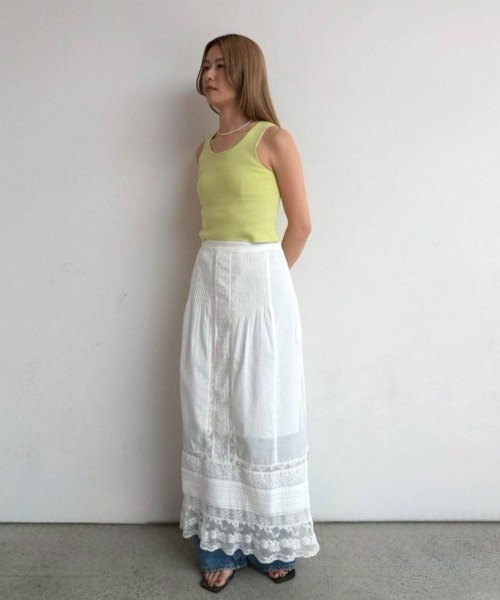 anuke(アンヌーク)の「Short Knit Tanktop(タンクトップ・レディース・ライトグリーン/レッド/チャコールグレー/ブラック・FREE)」の5枚目の写真