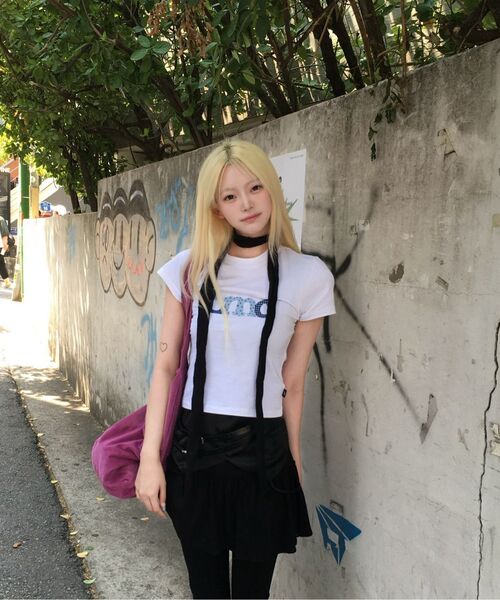 LMCの「WM PATCHWORK LOGO CROPPED TEE white(Tシャツ/カットソー・レディース・その他・SMALL/MEDIUM)」の4枚目の写真