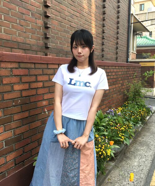 LMCの「WM PATCHWORK LOGO CROPPED TEE white(Tシャツ/カットソー・レディース・その他・SMALL/MEDIUM)」の3枚目の写真
