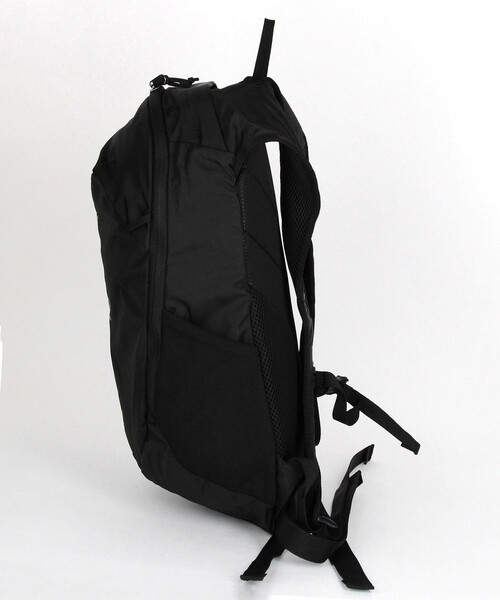 SALOMON（サロモン）の「SALOMON/サロモン TRAILBLAZER 10（バックパック/リュック・メンズ・ブラック・ONE SIZE）」の2枚目の写真