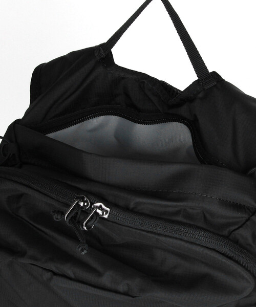 SALOMON（サロモン）の「SALOMON/サロモン TRAILBLAZER 10（バックパック/リュック・メンズ・ブラック・ONE SIZE）」の10枚目の写真