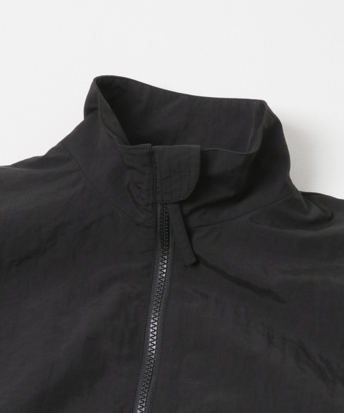 URBAN RESEARCH（アーバンリサーチ）の「LAKE SEEKERS　FDU Jacket（ナイロンジャケット・メンズ・ブラック/オリーブ・MEDIUM/X-LARGE/LARGE）」の4枚目の写真
